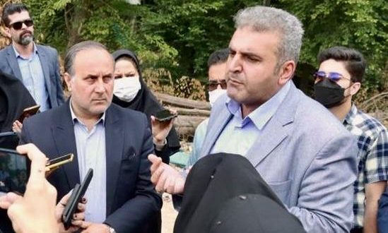 از رویکرد نمایشی و شعارهای پوپولیستی و انتخاباتی پرهیز کنیم.