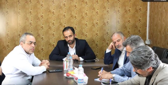 برگزاری جلسه بررسی و برنامه‌ریزی پروژه بهسازی لندفیل سراوان به ریاست شهردار رشت