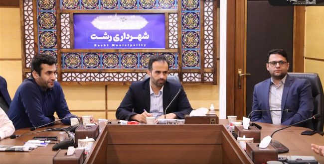 دیدار شهردار با اهالی قلم