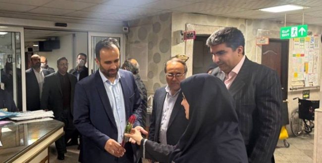 حضور رییس، عضو شورا و شهردار رشت در بیمارستان پورسینا به مناسبت روز پرستار