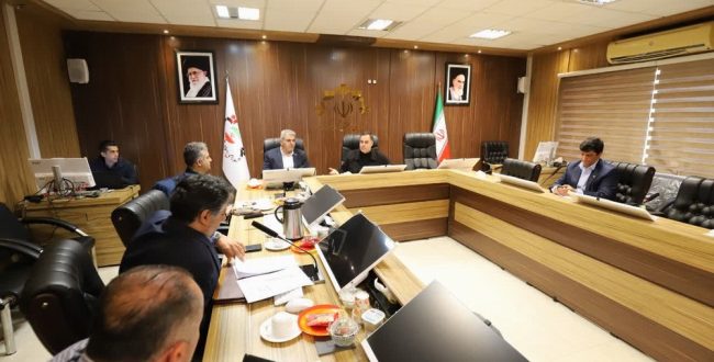 رئیس کمیسیون شهرسازی و معماری شورای شهر رشت در جلسه کمیسیون: فروش مجموعه احمدی و املاک بزرگ شهرداری رشت پس از تعیین تکلیف ساختمان سپیدار و ۱۶۰ واحد مسکن مهر بررسی می شود | نباید برای چند پروژه عمرانی تمامی املاک ارزشمند فروخته شوند