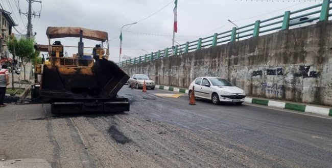 تدوام عملیات روکش آسفالت در محدوده منطقه سه شهری خیابان جانبازان به سمت گلزار شهدا _ لاین برگشت