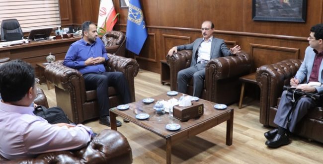 رئیس دانشگاه گیلان با شهردار رشت دیدار کرد